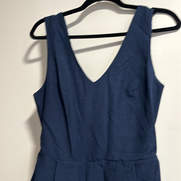 Club Monaco Womens Madria Romper Sz 8 Navy Blue Crepe V-back Coastal NWT - Picture 4 of 8